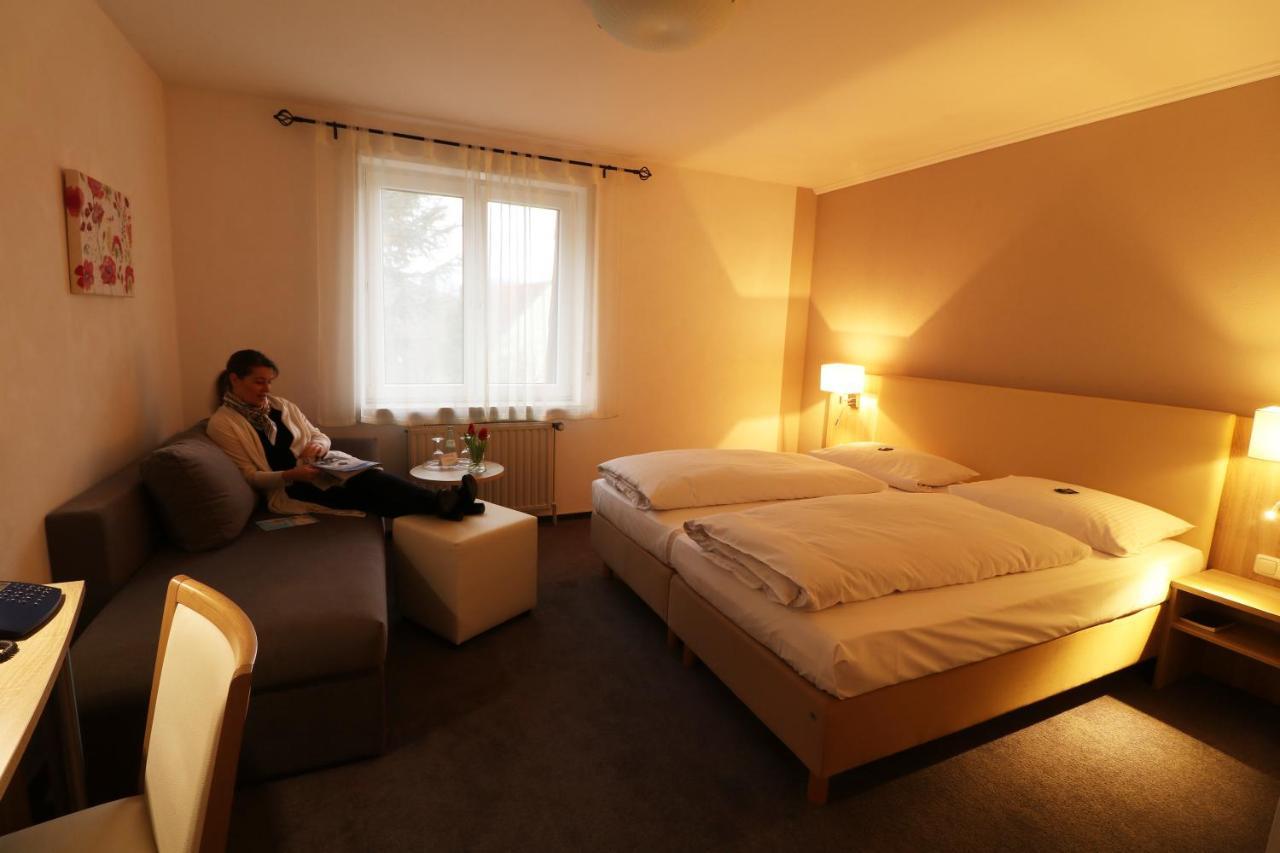 Hotel Central Zeven Luaran gambar