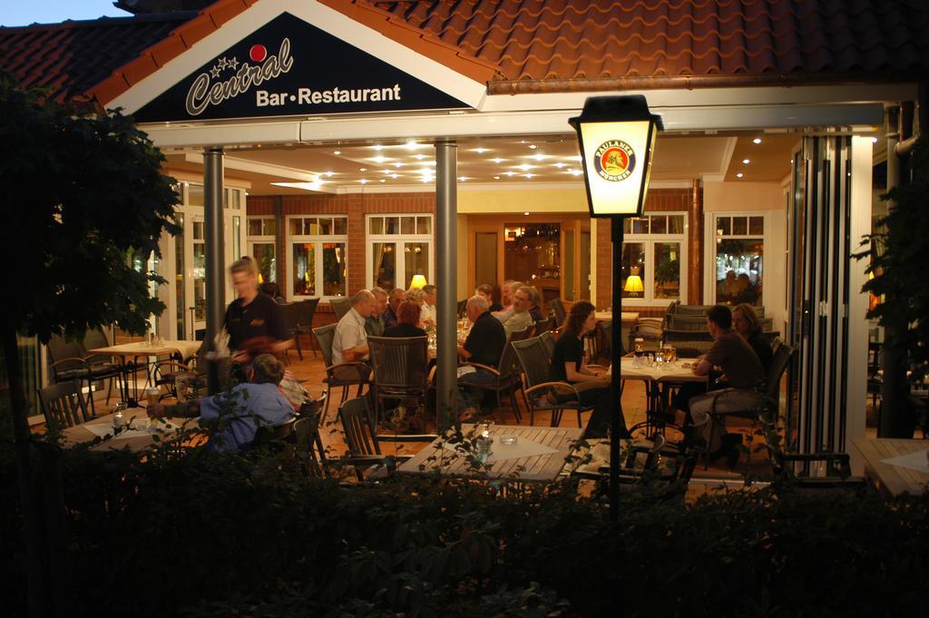 Hotel Central Zeven Luaran gambar
