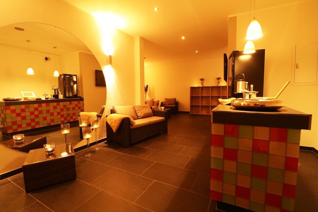 Hotel Central Zeven Luaran gambar